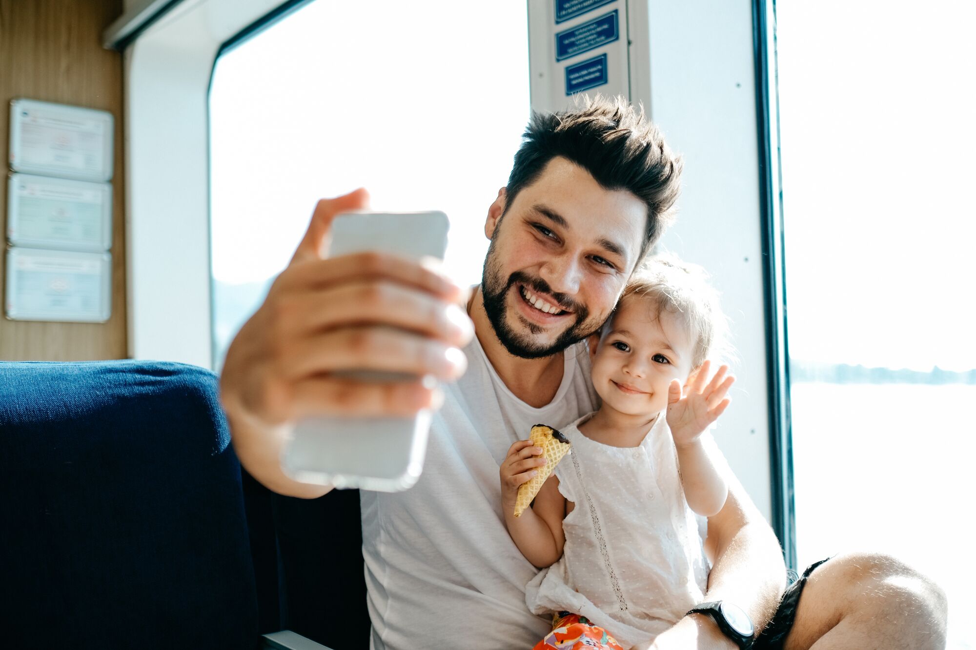 CL-MOBILE-getty-1183124313-DAM